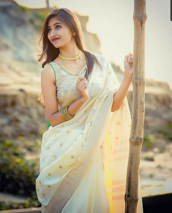 Indore Hot & Sexy Air Hostess Call Girl, 7774858360, Escorts Service Near New Colony Indore