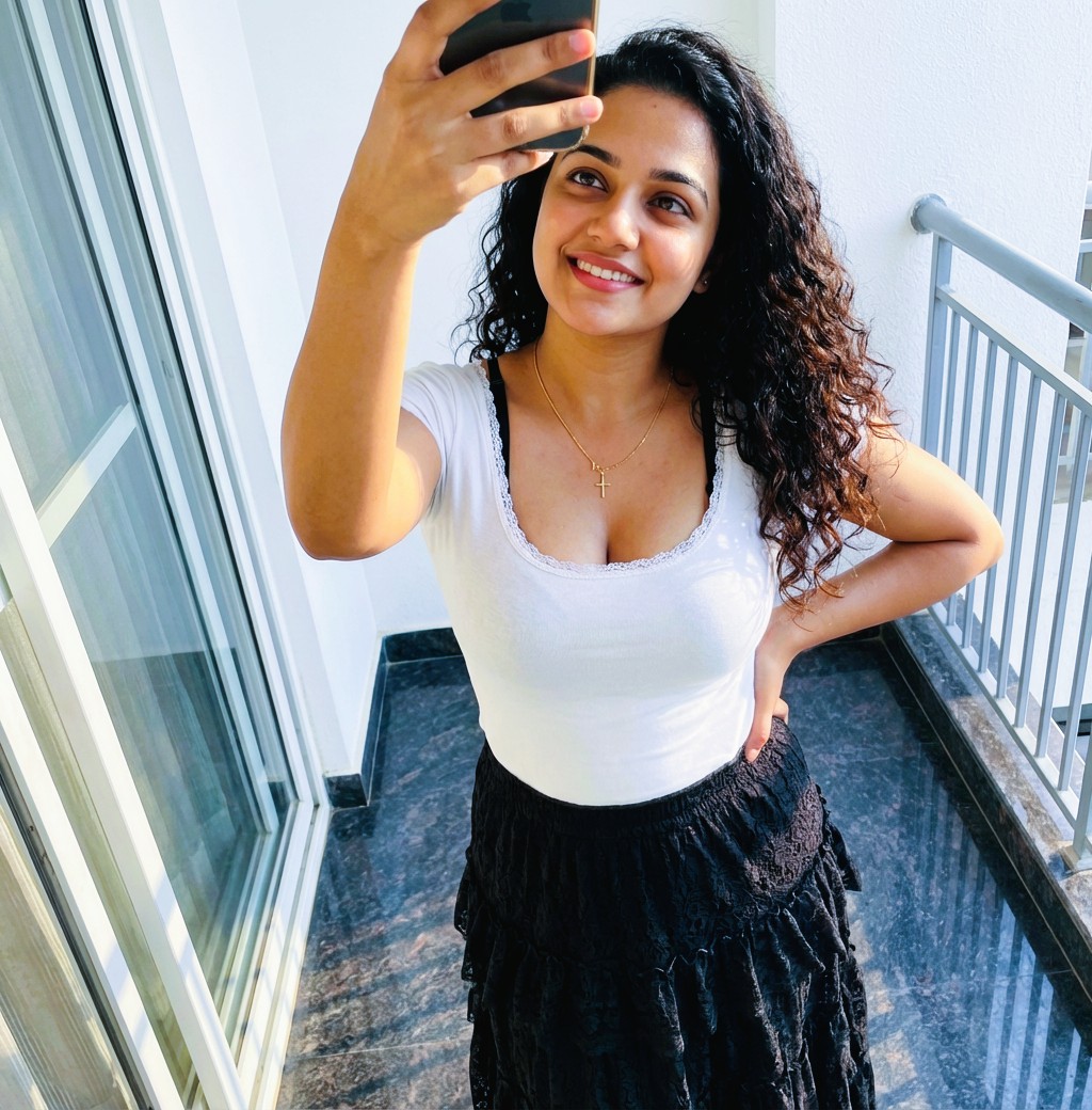 BOOK 🔝7303025131🔝 Low Rate Call Girls In Mukherjee Nagar | Delhi