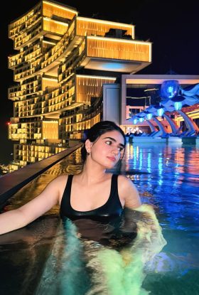 Genuine-Call Girl in Andheri East 8956550336 With 500 Home Delivery