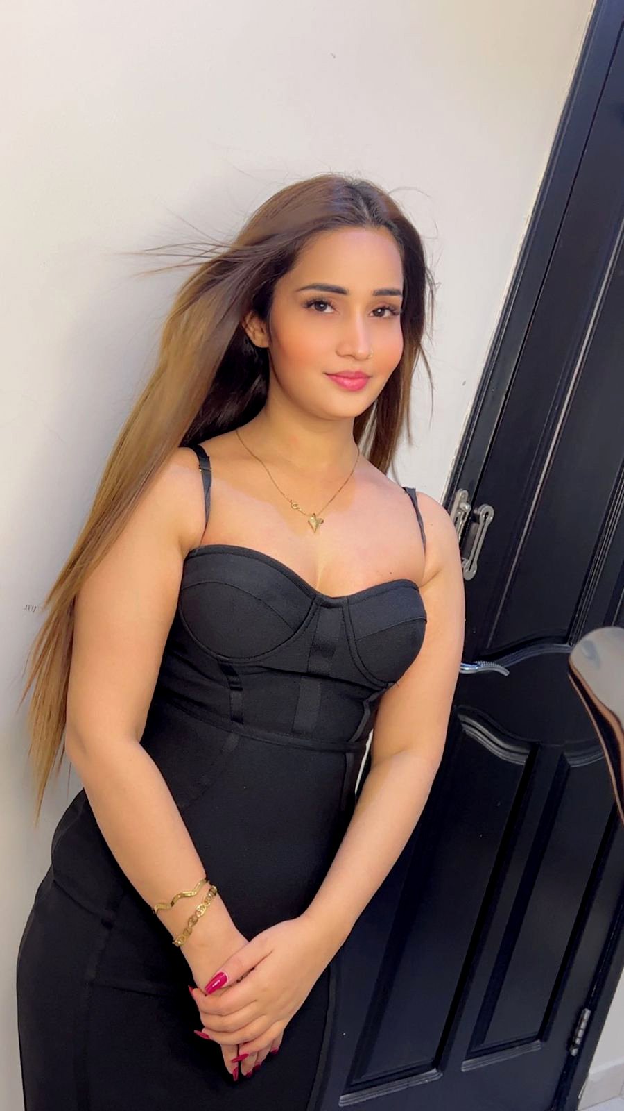 Premium Call Girls in calangute Goa 7669011019 Cash on Delivery Goa Escort Service