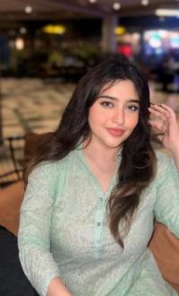 Andheri Call Girls Service 8956550336 East-West Rate 4000 Free Delivery